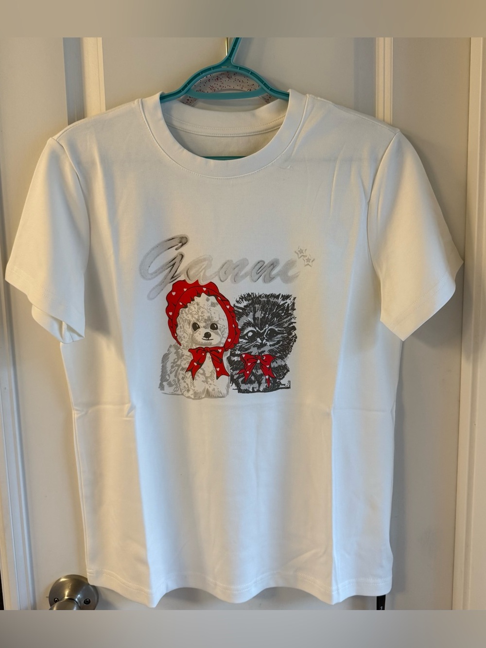 Ganni White Tee Tagless with dog cat Graphic